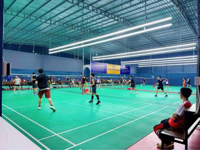Vị trí gần Eco Green giúp sân trở thành lựa chọn thuận tiện cho cư dân và người làm việc quanh Quận 7. 