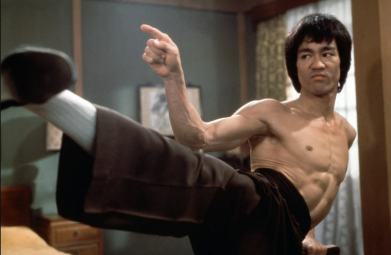 Jeet Kune Do là triết lý chiến đấu tự do, loại bỏ khuôn mẫu và ưu tiên hiệu quả thực tế. 